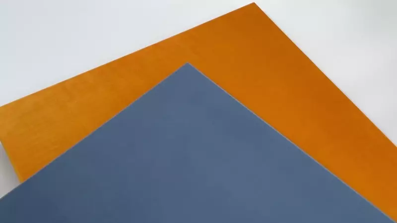 Demonstration of the installation of acoustic panel «Skyross» using «Foamfix» made by UA Acoustics.